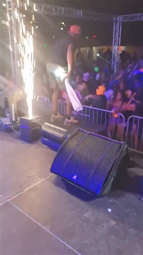 25K views · 349 reactions | Statia, love is all we have to give back to you  Fully Loaded Wet Fete had the people wanting MORE riddim  See you some time soon again St. Eustatius; let’s dirty some more people  #SignalBand #Shelly #IllBeThereForYouTour #Bouyon #Dominica #World | Signal Band | Facebook