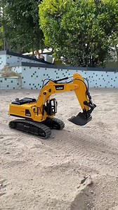  Máy xúc điều khiển từ xa YIGONG 11 kênh gầu hợp kim tỉ lệ 1:20 ✅ Đặt hàng ngay tại đây: https://s.shopee.vn/6prRT67YZx #mayxuc #dochoi #mayxucdieukhien | Đại Bản Doanh Giải Trí | Facebook