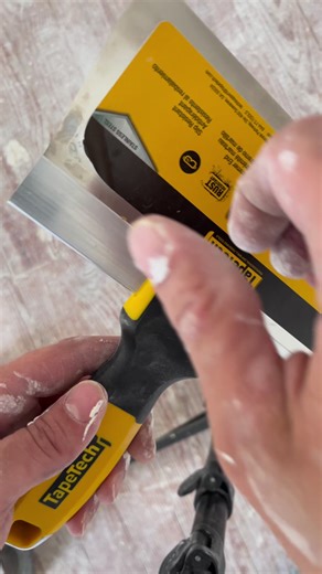 1.3M views · 6.3K reactions | Finiton #drywall #drywallfinisher #tapetech #tapetechtools #mud #building #blanco #fyp #stainlessSteel #stainless #drywalltools #tools #drywaller #jointeur #GDX #chantier #construction #renovation #satisfying #tapetok #plaster | Adnan Belaasri | Facebook