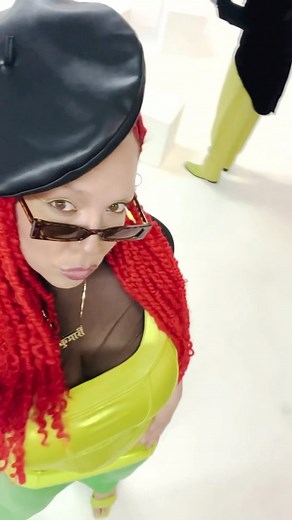 Adults need recess too! 😜🤘🏽 🎥 @ferrelly_ 📍 @makeitlondon 🕺🏽🕺🏽🕺🏽 @demoncar0007 @bagsyofficial @kumarisuraj #bts #dance #theythem #london #reelkarofeelkaro | Kumari Suraj