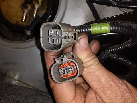 2001 NISSAN ALTIMA - TESTING FOR POWER TO FUEL PUMP