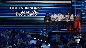 13K views · 347 reactions |  ¡ES DE Grupo Frontera!  Se van a casa con el merecido premio HOT LATIN SONGS ARTISTA DEL AÑO DUO O GRUPO en #Billboards2023 | Premios Billboard | Facebook