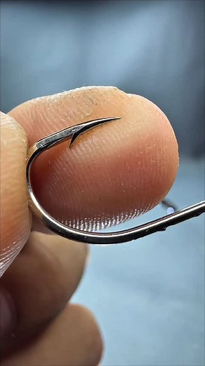 Double Hook Trick for Natural Lure Action Amazon link https://amzn.to/4qOzN8j #fishinghack #doublehook #luremaking #fishingtips #softbait #diyfishing | Handmade lures Level Up