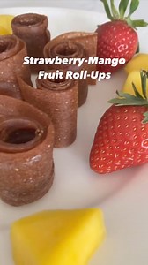 TRAWBERRY-MANGO FRUIT ROLL-UPS 🍓🥭 Bringing back childhood memories, but without the artificial ingredients! I can’t believe how tasty these are! Plus you can make them in so many different flavors! You’ll need: 3 cups fruit of choice (I used 2 cups strawberries and 1 cup mango) 2 tablespoons raw honey 1-2 tablespoons fresh squeezed orange juice 1. Preheat oven to 200F. Line a baking sheet with parchment paper. 2. Combine all the ingredients in a blender until smooth. 3. Spread mixture evenly o