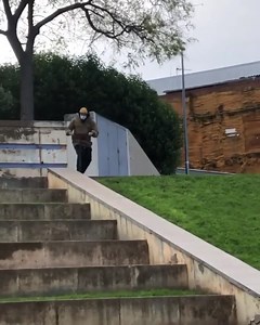 @pol_roman 😷👌 @elitescooters #skatepro #elitescooters | SkatePro