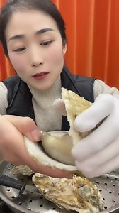 215K views · 2.8K reactions | Yummy #newpost #trending #us #usa #australia #belanda #jerman #inggris #finlandia #kanada #prancis #food #foryou #eat #seafood #eating #yummy #delicious #oyster #oysters #reelsfb #reels #reelsviral | ANING. ID | Facebook