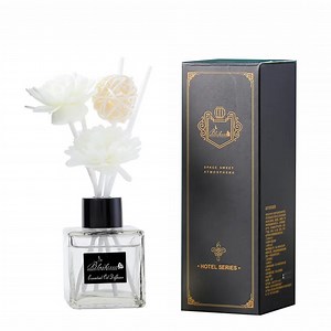 [Hot Item] Flower Luxury Aroma Reed Diffuser Sticks Glass Bottle Aroma Diffuser Essential Oil with Gift Box
