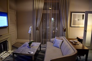 REVIEW: Ritz-Carlton Budapest - Suite - You Have Been Upgraded