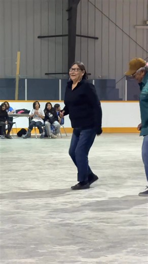 Couples Jigging Nellie and Wayne Redhead | Vaness Bone