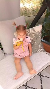 A ajuns #Teodora 🩷 Am ascultat povestea lui Pinocchio și a adormit 🤣 Așa am văzut și eu știrile cu Pinocchio din Valahala 🤣🤣🤣 Nepoată de globalistă 🩷 | Liliana Ştefan