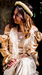 📸 "Prove" fotografiche di un weekend da favola! L'incanto sonoro di PaolA e del M° @leonardo_pini_ è stata la perfetta colonna sonora dell'evento di presentazione del volume "RINASCIMENTO IN APPENNINO" a Borgo Fontana lo scorso 24 maggio... e il reel è frutto degli splendidi scatti del pubblico! ✨💐 📚 RINASCIMENTO IN APPENNINO | Nicolò Sanuti Conte della Porretta 🌄 Interventi musicali M° Leonardo Pini, Liutista - M° PaolA Matarrese, Soprano 24 maggio 2025 @ Borgo Fontana - Sasso Marconi (BO) 