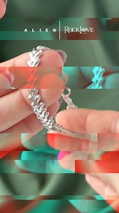 Unleash your inner extraterrestrial with our Xenomorph Chain Bracelet! The Alien | RockLove Jewelry collection is selling faster than a Xenomorph on the hunt! We're now hatching our third wave of restocks, and these iconic pieces are disappearing like they’ve been sucked into deep space. Don’t miss your chance to snag one before they vanish again — backorder yours now to arrive by November! 🌌✨ #Alien #Xenomorph #RockLoveJewelry Shop: https://www.rocklove.com/collections/alien-x-rocklove | RockL