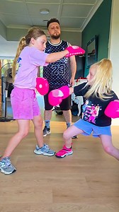 2.4M views · 29K reactions | Coach Avas patience being tested daily 壘 #boxing #boxingtraining #kidsboxing #boxingdrills #fitnessmotivation #stronggirls #nz #usa #boxeo #boxingfamily #coach #BoxingLife #viral #fyp #foryou | Adam Ibrahim Boxing | Facebook