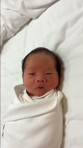 The "O" Face is real.#4daysold#newbornbaby