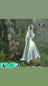 Esta cascada , ubicada en Peru , es conocida como la “la cascada de la novia”. ¡una maravilla de la naturaleza ! | MundoVersal