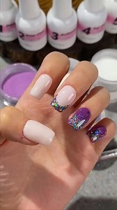 26K views · 346 reactions | Tutorial rápido para tu aplicación de Dip powder nails  Sin duda uno de los mejores diseños para el Día de San Valentín Dipping nails. #naildesign #dipping #dippowder #dippowdernails #SanValentin . Este diseño es realizado por TheNagaia en Tk. Todos los cdts para ella  | Bailey - Uñas y Manicura | Facebook