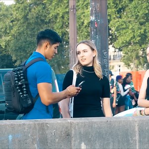Picking Up Beautiful Girls in PARIS﫶 | Erick Ronaldo | Facebook
