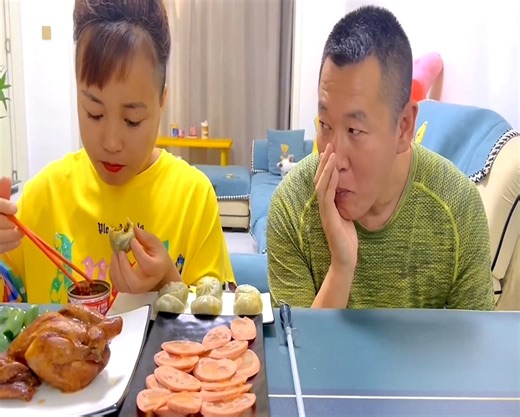 You Don't Believe The Result ! Amazing Husband And Wife Eating Meal Together, So Sweet #eating #FacebookReelsContest #reels2023 #BOOMchallenge #reelsfb #reels #reelsvideo #reelsviral #reelsusa #reelit #mukbangers #food #foodie #foodlover #foodgasm #foodie #fyp #reelsusa #reelit #mukbangers #fbreels #614 #husbandorwifeteam #husband #husbandandwifecomedy #husbandandwife #husbandandwifelife #explorepage #viralpage | Fun Magic