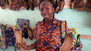 Femmes d'Afrique : recycler, employer et fabriquer - BBC News Afrique