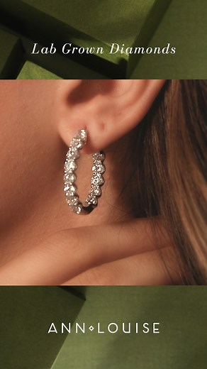 Lab grown diamonds are chemically, physically, and optically the same as natural diamonds and sparkle with the same brilliance. Unlike natural diamonds, which are formed deep within the earth over millions of years, lab grown diamonds are created in a laboratory using advanced technology to replicate the natural diamond-forming process. Lab grown diamonds also offer incredible value as it is more budget-friendly than natural diamonds of similar quality. #LabGrown #Diamond #Jewellery | Ann-Louise