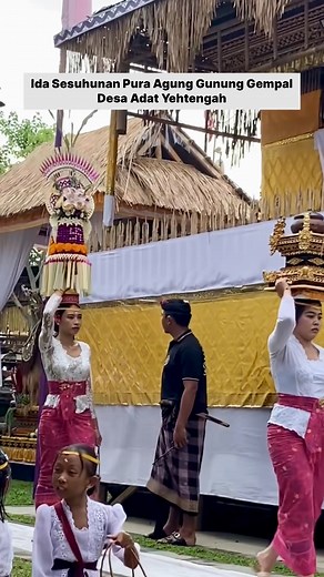 2.9K views · 39 reactions | Sepengerauh Ida Sesuhunan Pura Gunung Gempal, ring Pura Desa Keliki #budaya #reels #fbpro #tradisi | Kesan Taksu Bali | Facebook