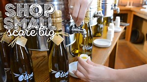 Enjoy shopping at unique, independently owned stores throughout #GalenaCountry! 🛍 http://bit.ly/2zFFqxq 🛍😍 #ShopSmall | Visit Galena