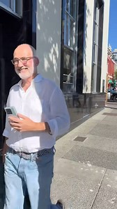 IG @bernd_funke ist begeistert von Walen und wollte sie schon immer mal hautnah erleben. 🧡 Diesen Bucketlist Wunsch durften wir ihm erfüllen und wir sind so stolz darauf, dass er dieses Erlebnis von seiner Bucket-List abhaken kann. 🟠📷🔴 #LebeDeinenMoment #MeisterwerkinSicht #Xiaomi13TSeries | Xiaomi Deutschland