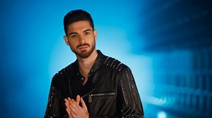 Емрах Стораро лъсна в скандално ВИДЕО, гази брутално закона, а полицията...