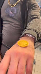 2.7K views · 30 reactions | Tried to find some hidden gold pieces under this pile of scrap Coin was pretty cool but lost the flip this time let me know if I should go back traxnyc gold goldprice | Thenle | Facebook