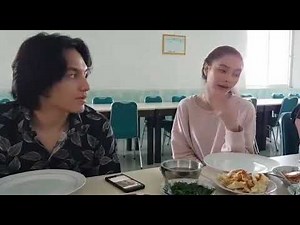 JEFRI NICHOL & CAITLIN HALDERMAN - KULINERAN PADANG