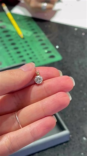 Meet Jillian, our Fana Designer here this weekend for our Custom Design Event! Jillian is a graduate of Savannah College Art & Design and will collaborate with you to design something beautiful. Call us to discuss her availability for a free consultation. ✏️ #customjewelry #customjewelrydesign | Carter's Jewel Chest