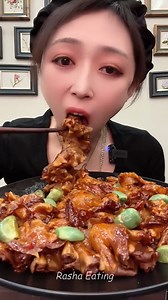 Eating yummy fried pork intestine and pickled raw prawns | Rasha Eating