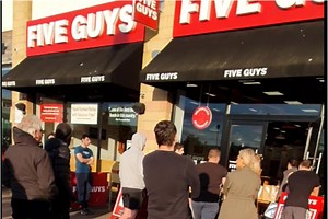 Five Guys issues response on Twitter to customer complaints over Sheffield re-opening