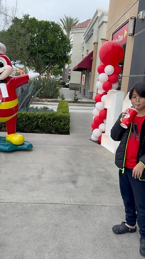 1.5K views · 67 reactions | Nakakuha ako ng Jollibee model 來♥️ #jollibee giving away free 6pc chickenjoy for every $30 purchase in celebration of 100th Jollibee in North America. ☺️ | Joy_Zelravac | Facebook