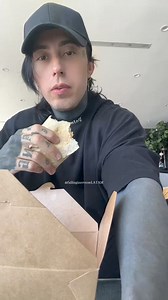 374K views · 4.1K reactions | Ronnie on Twitter! Thoughts?  . . . . #fallinginreverse #fallinginreverseband #fallinginreversesupport #fallinginreverselive #fallinginreversefans #ronnieradke #ronnieradkefans #ronnieradkesupport #ronnieradkephoto #ronnieradkeedit #ronnieradkeismyspiritanimal #ronnieradkeismyhero | Falling In Reverse LATAM & Worldwide | Facebook