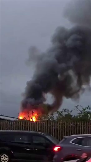 Fire crews are continuing to battle a 'massive' blaze at Glasgow recycling centre - this was the scene last night. | Glasgow Live