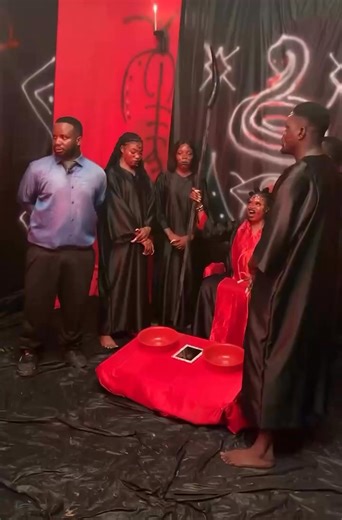 The problem with being a lizard is that things does not always work as expected. 😂 😂 😂 😂 | OC Osilliation