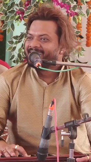 157K views · 6.8K reactions | Rahees logo ke Ghar ke bache by Kumar Satyamm #musician #holareels #instagood #music #relaxing #reels #instadaily #reelsinstagram #facebook #explorepage✨ #viral #india #trending #bollywood #sadsongsstatus❤❤ | Kumar Satyamm | Facebook