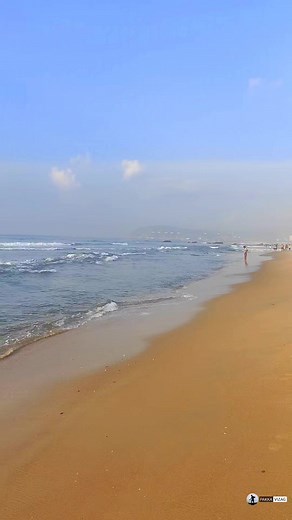 2.5K views · 112 reactions | Beautiful morning at #rkbeach #vizag #visakhapatnam #pakkavizag #vizagreel #vizagreels #vizagbeach #beachsunrise #sunriseatthebeach | Pakka Vizag | Facebook