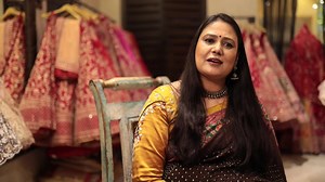 Anamika Toshniwal, an artist, a passionate Patron of Palki, talks about her association with us, and her inner strength. #Fashion #Festivewear #DurgaPuja #Navratri #Womanhood | Palki