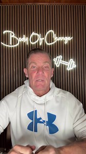 14K views · 234 reactions |  Sukkerafhængighed er en myte. Det handler ikke om sukker – men om kombinationer, dopamin og restriktion. Spis nok. Spis balanceret. Stop med at frygte mad. Resultater kommer ikke af forbud – men af forståelse. #bodyofchange #sukkerafhængighed #kostmyter #fedttabudenbullshit #dopamin #cravings #realistiskkost #fitnessdk | Body Of Change | Facebook