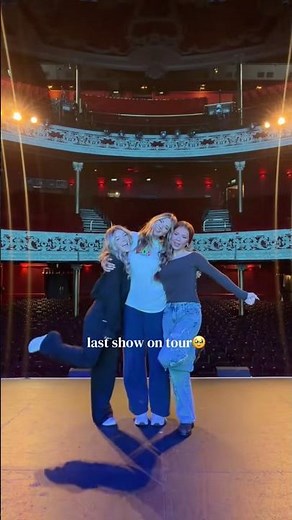 Laugh Out Loud World Tour is officially over🥹🎙️