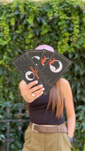 Cześć Kosy! 🐦‍⬛🐦‍⬛ Przygotowaliśmy dla was nową promocję CASH BACK na tatuaże Jak to działa? Za każde wydane 1000 zł, 1300 zł, 1600 zł dostajecie zwrot w postaci bonu do wykorzystania w studiu przez następne 6 miesięcy 🧡 👉🏻1000 zł = 100 zł zwrotu 👉🏻1300 zł = 200 zł zwrotu 👉🏻1600 zł = 300 zł zwrotu Zapraszamy do zapisów! 💌 kostattoo@gmail.com 📞 780 057 520 #kostattooandpiercing #kostattoostudio #tatuaże #tatuazewroclaw #tattoos #tattoopoland | Kos Tattoo