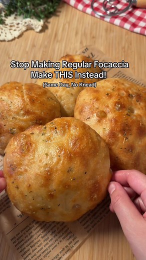 Easy No-Knead Focaccia Bread Recipe (Single Serve)