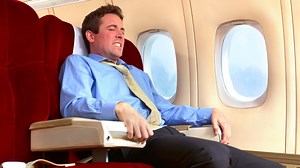 How to help calm fear of flying nerves before take-off in just 60 seconds
