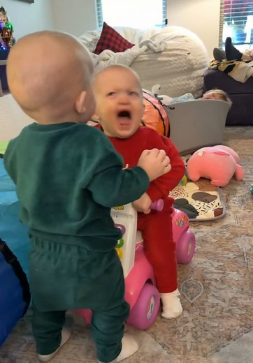 Choose Your Fighter: Hilarious Baby Battles