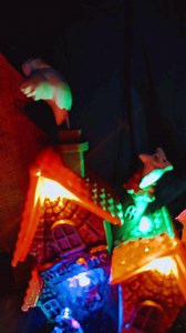 🧙‍♀️Likvidácia zasob 🧙‍♀️Medovnikova chalupka so strigou, strasidlom ktore sa hybe, hudbou a svetielkami len za 9,85eur 🧙‍♀️Pre rezerváciu píšeme do komentárov chalupka | Margaretka