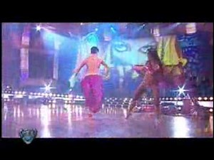 Showmatch 2008 - Natalia Fassi y una coreografía frutal