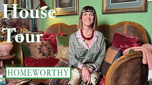 Color consultant Fiona de Lys takes us inside her eclectic and beautifully layered Georgian cottage in London. For more extraordinary home tours, visit our website: https://homeworthy.com/ Steeped in history, Fiona embarked on a rejuvenating renovation of her 18th century Georgian cottage. With a passion for storytelling through design, Fiona's home not only perfects the art of balancing rugged charm with refined elegance, but also effortlessly reflects her English and Italian heritage. In Fiona