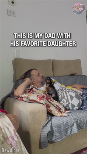Dad hugs and kisses his fluffy daughter | The MOST - Comparisons